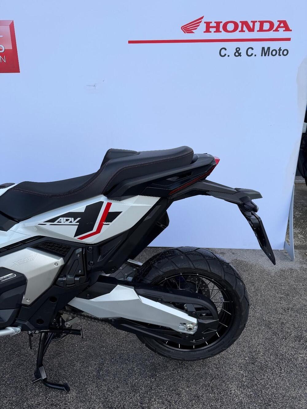 Honda X-ADV 750 (2025) (6)