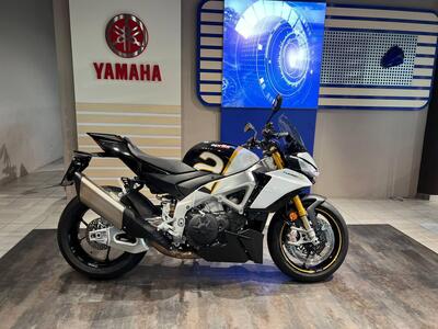 Aprilia Tuono V4 Factory (2021 - 24) usata