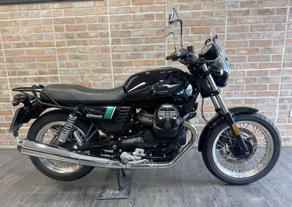 Moto Guzzi V7 III Special (2017 - 20) (13)