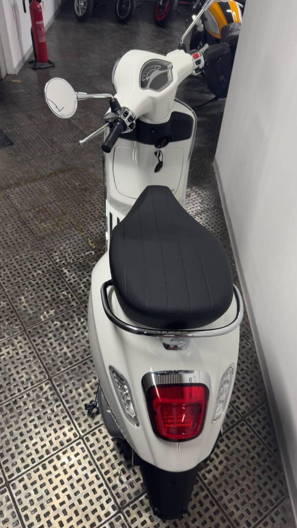 Vespa Primavera 125 (2024 - 25) (4)