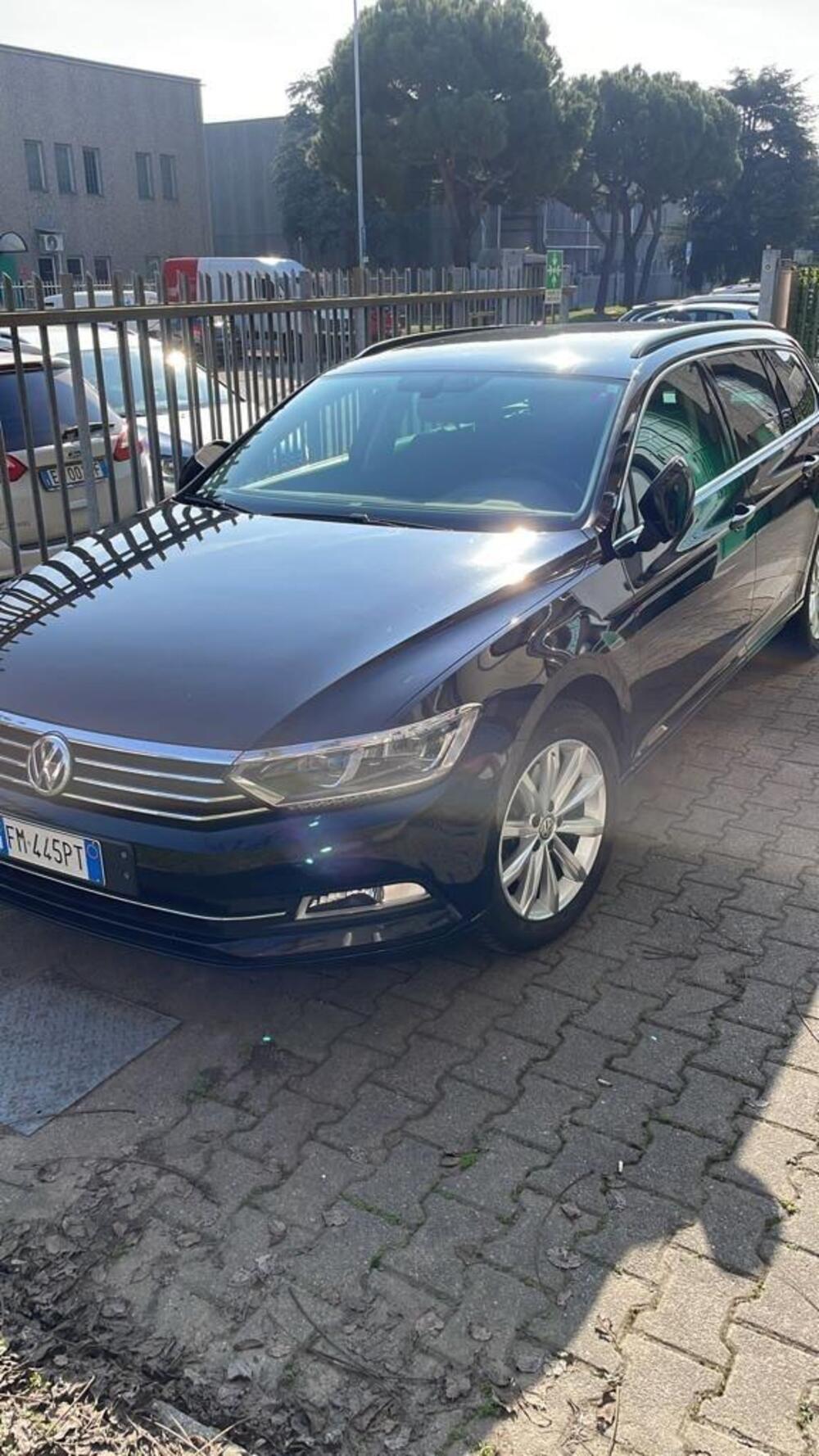 Volkswagen Passat Variant usata a Ascoli Piceno