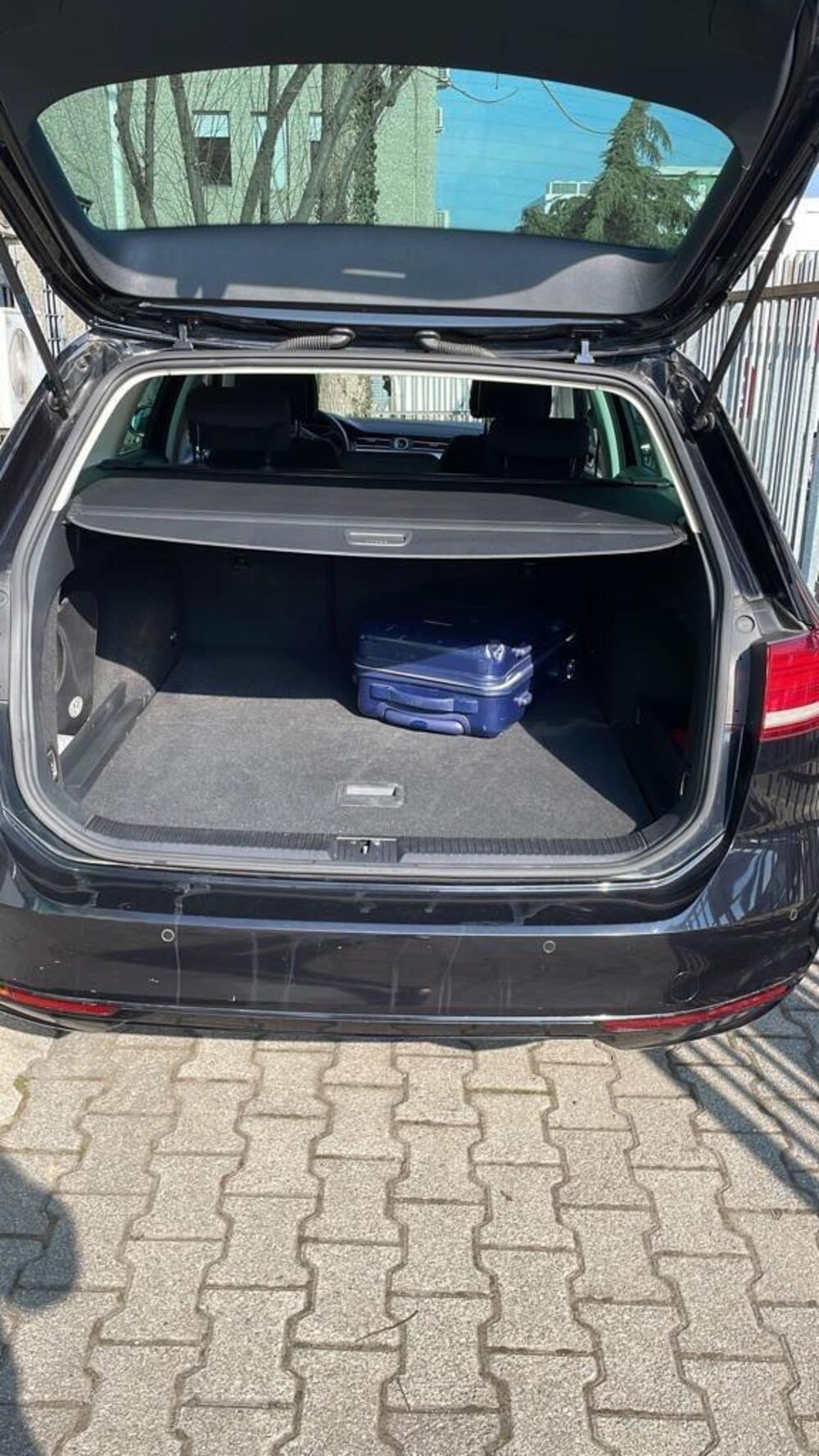 Volkswagen Passat Variant usata a Ascoli Piceno (6)