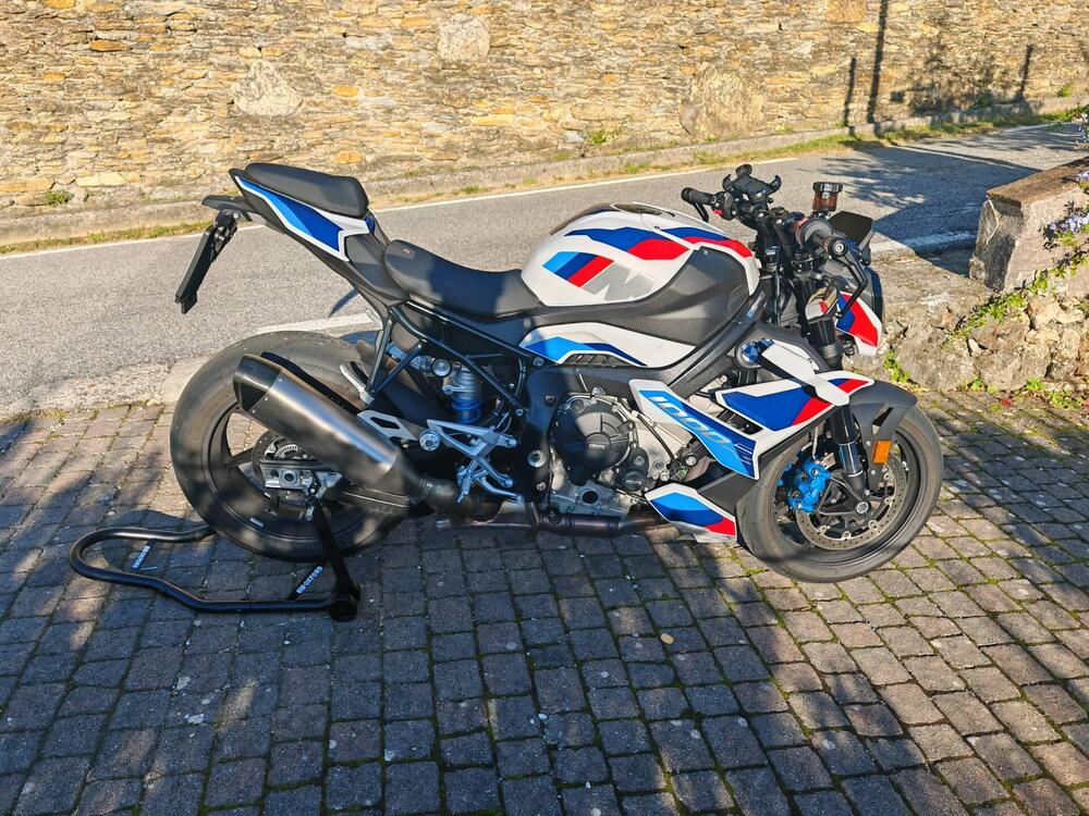 Bmw M 1000 R (2023 - 24)