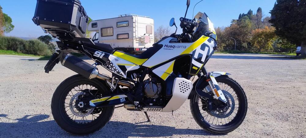 Husqvarna Norden 901 (2022 - 26) (3)