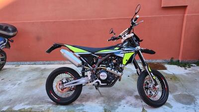 Fantic Motor XMF 125 Motard Performance 4T (2023 - 24) usata