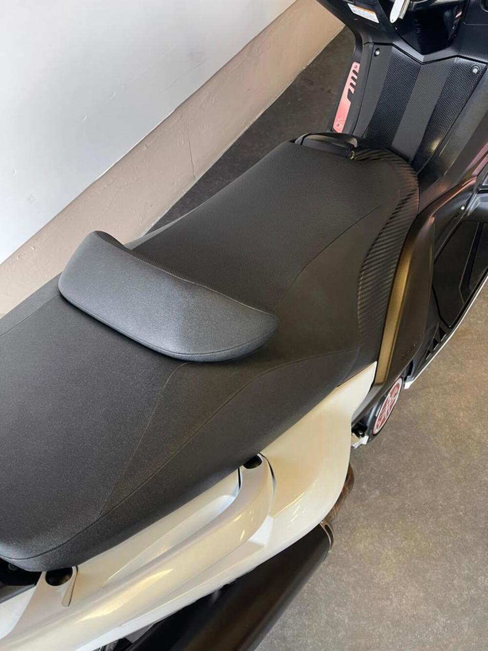 Yamaha T-Max 530 (2012 - 14) (8)