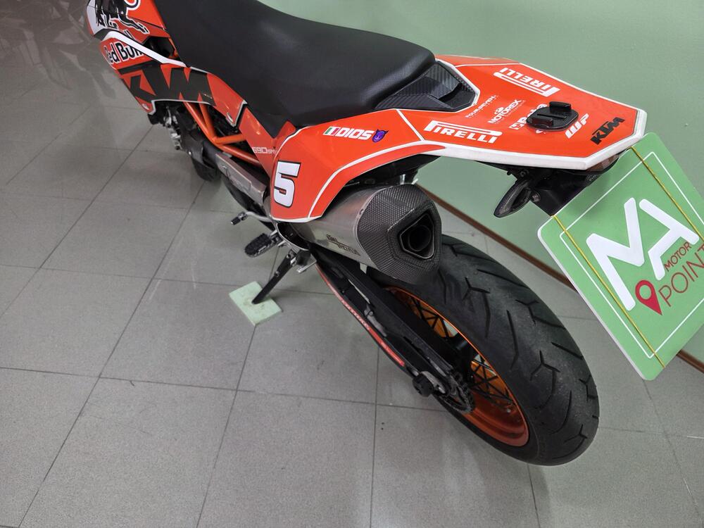 KTM 690 SMC R (2012 -17) (12)