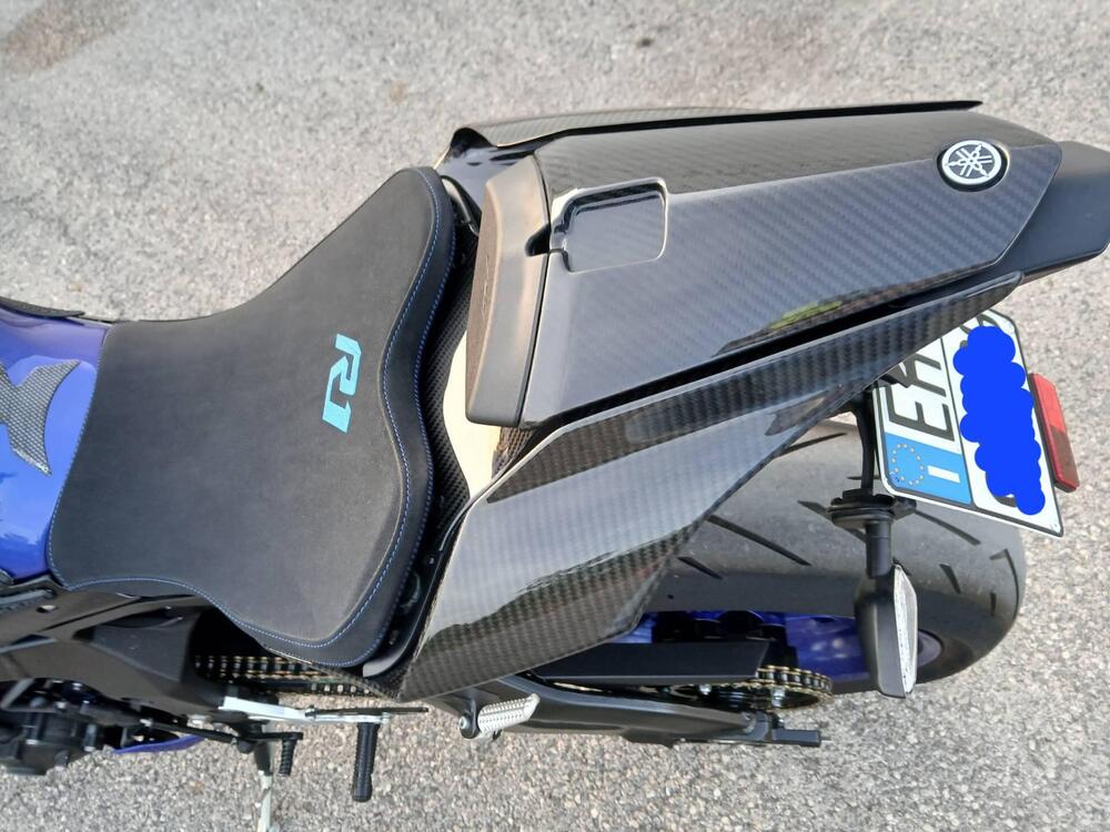Yamaha YZF R1 (2017 - 19) (8)