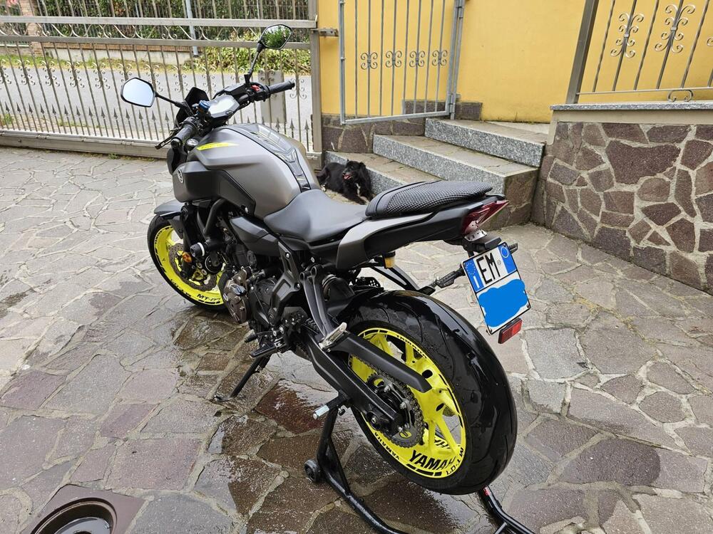 Yamaha MT-07 (2018 - 20) (4)