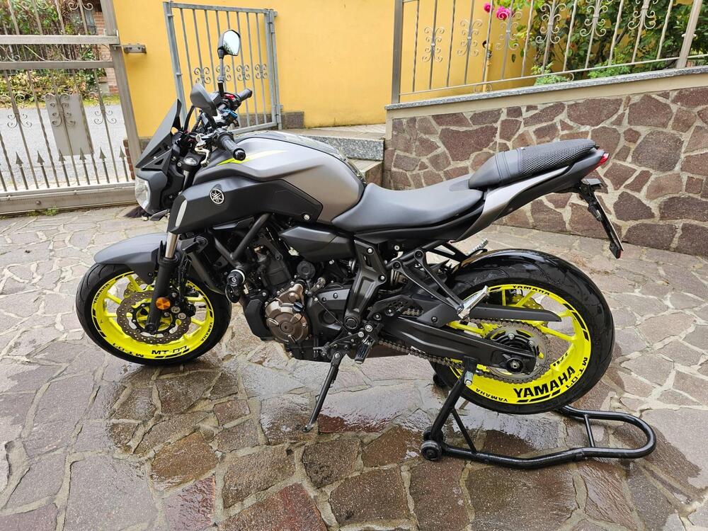Yamaha MT-07 (2018 - 20) (5)
