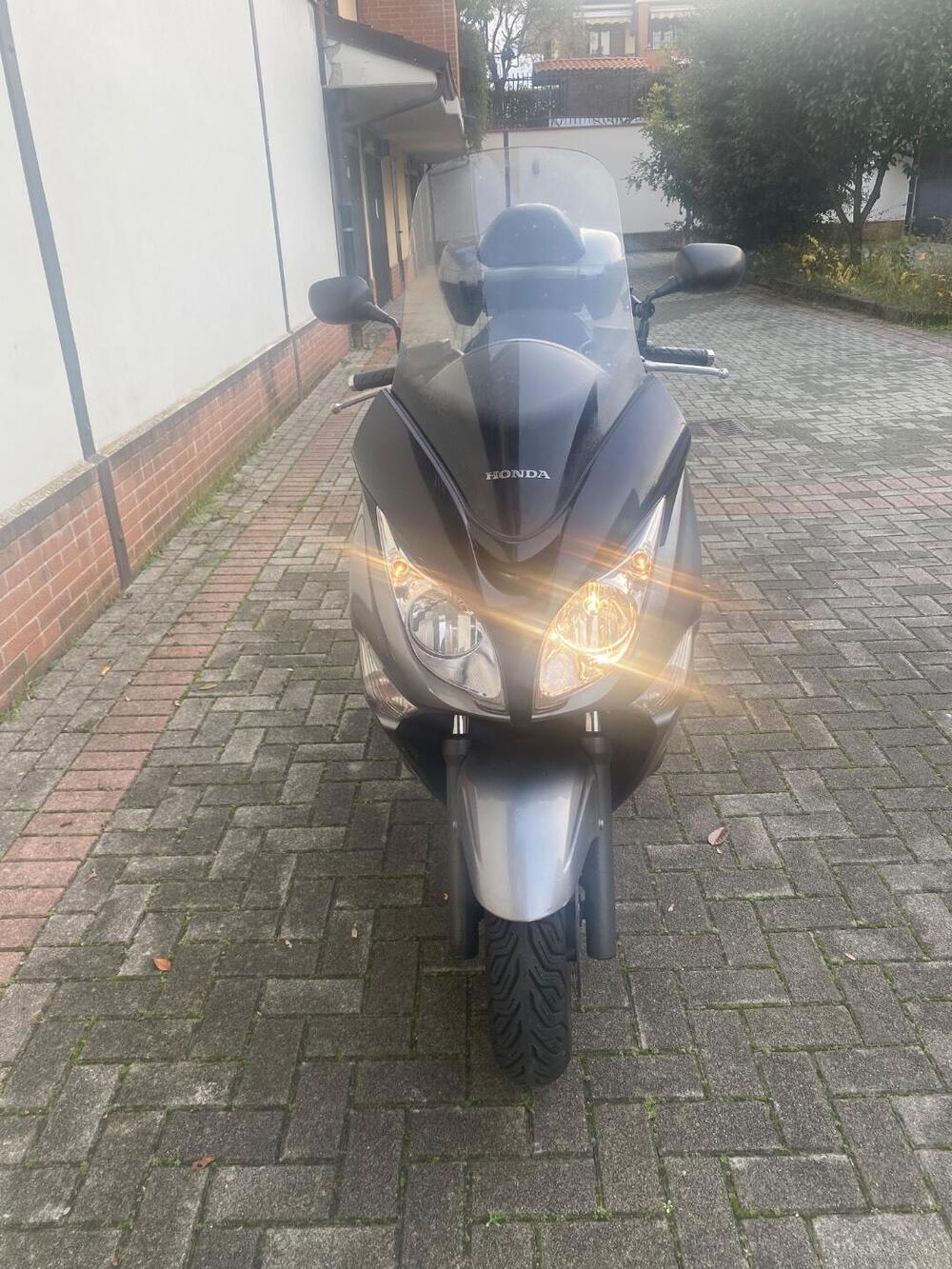 Honda Silver Wing 600 (2005 - 09) (5)