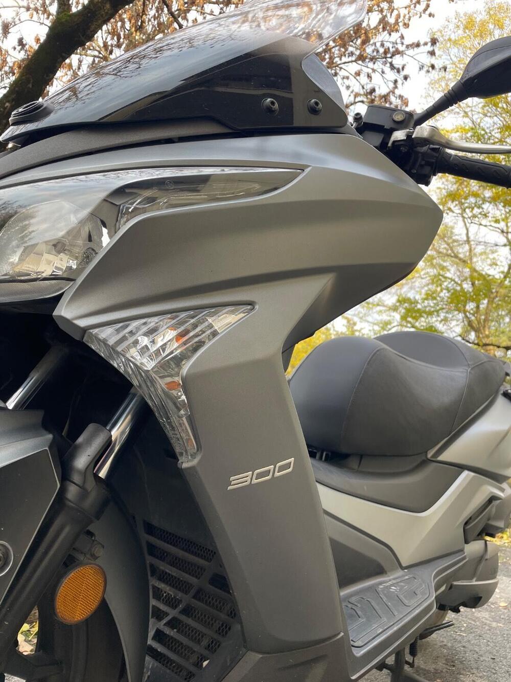 Kymco X-Town 300i ABS (2016 - 20) (2)