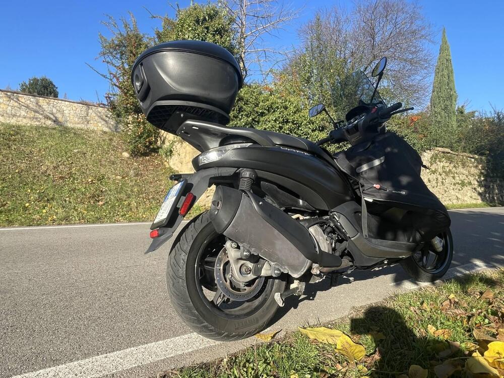 Piaggio Beverly 350 ABS (2016 - 20) (4)