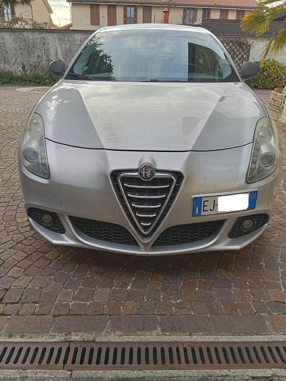 Alfa Romeo Giulietta usata a Milano (2)