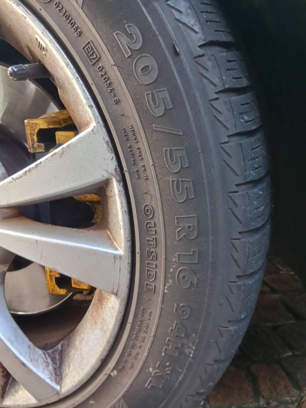 Alfa Romeo Giulietta usata a Milano (7)