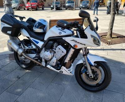 Yamaha FZS 1000 Fazer usata