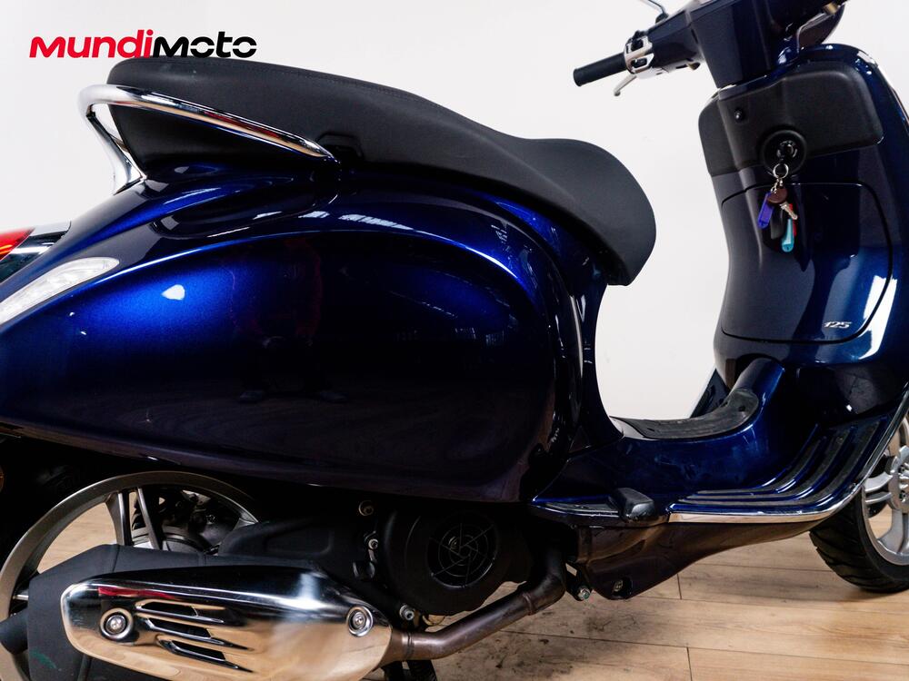 Vespa Primavera 125 Batik (2024 - 26) (4)