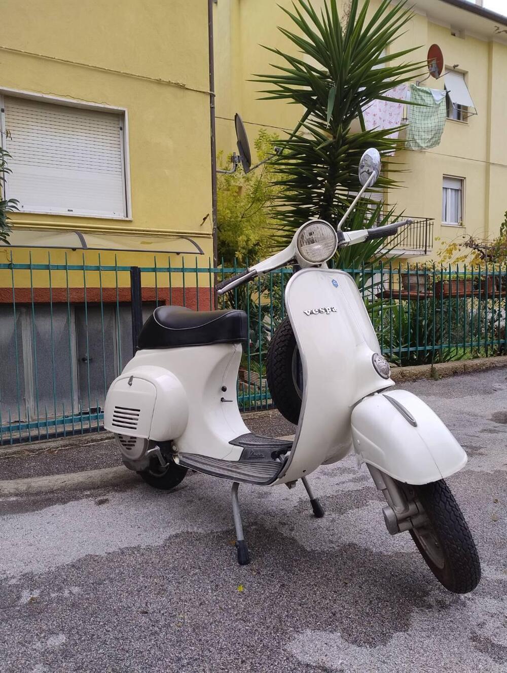 Piaggio Vespa Primavera 50 (2)