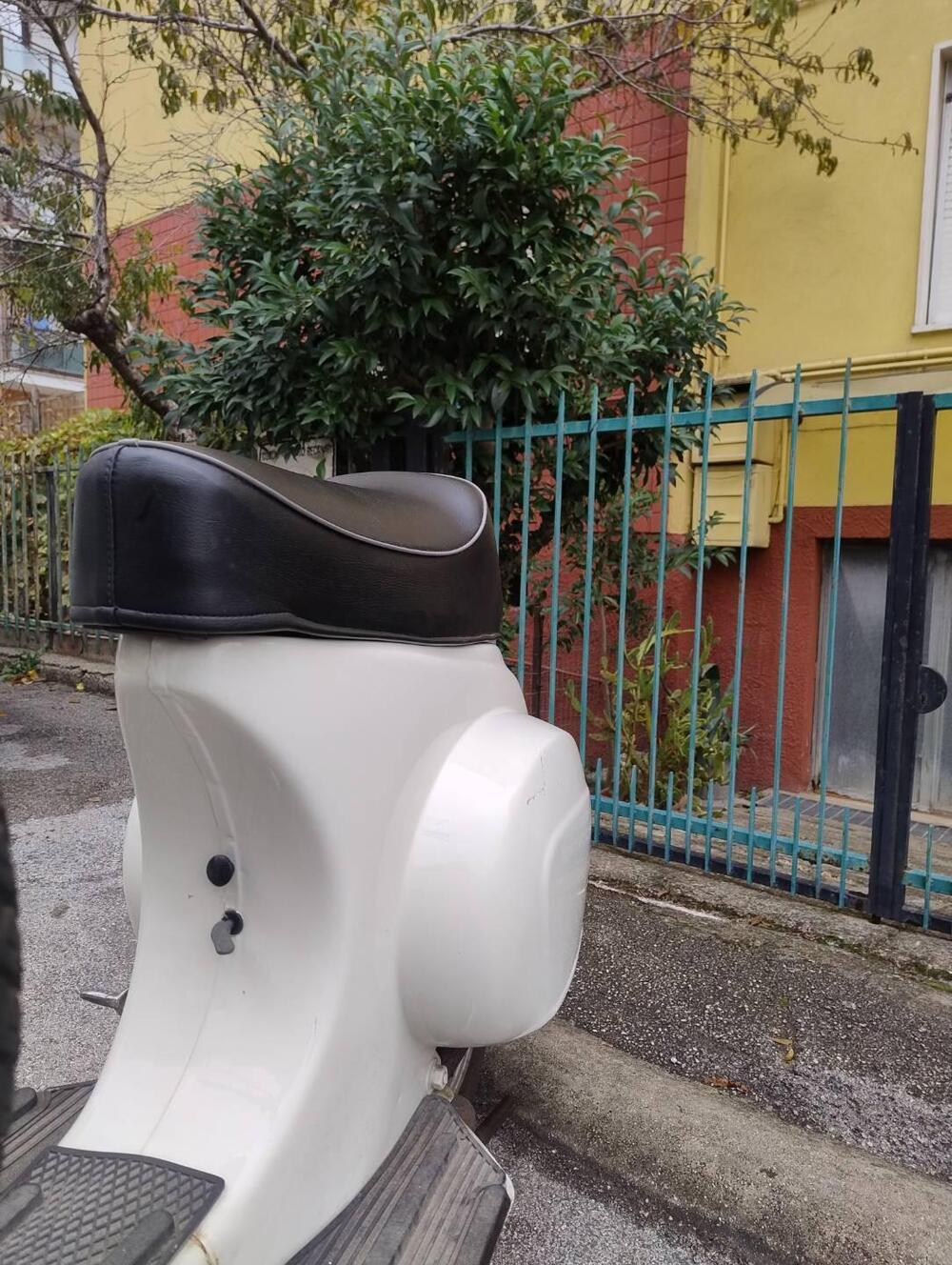 Piaggio Vespa Primavera 50 (4)