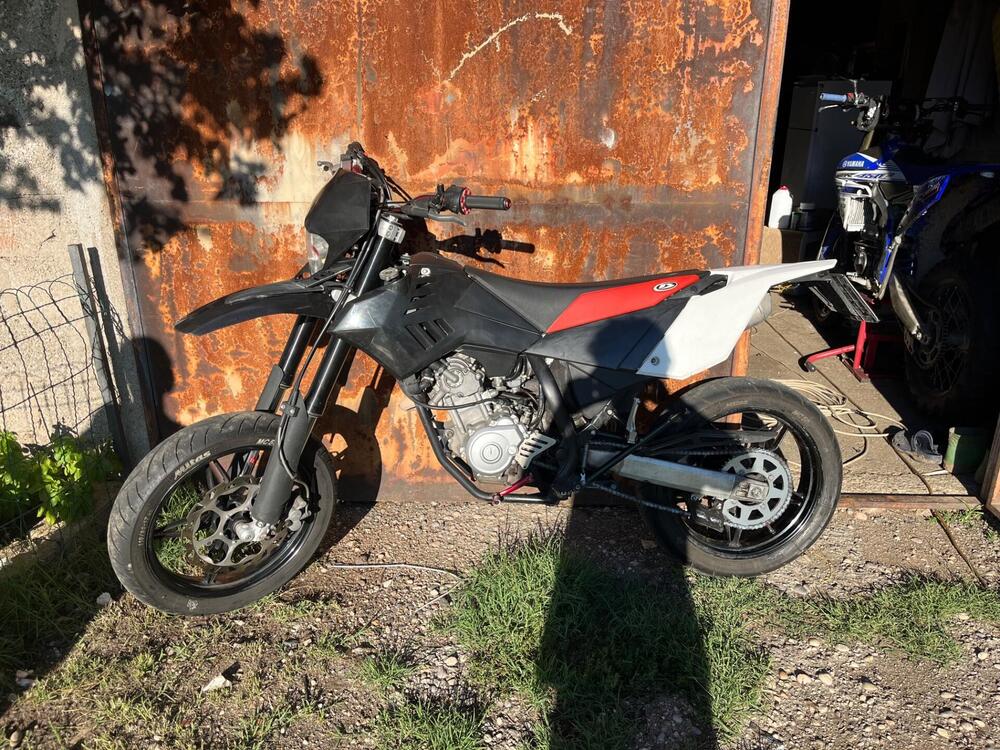 Betamotor RR 125 4T Motard LC (2010 - 17) (5)