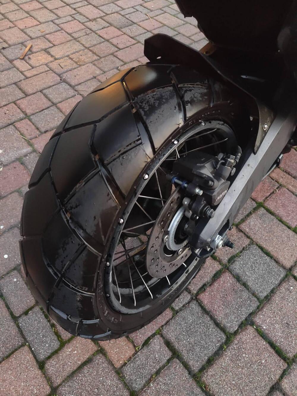 Honda X-ADV 750 Adventure (2025 - 26) (8)