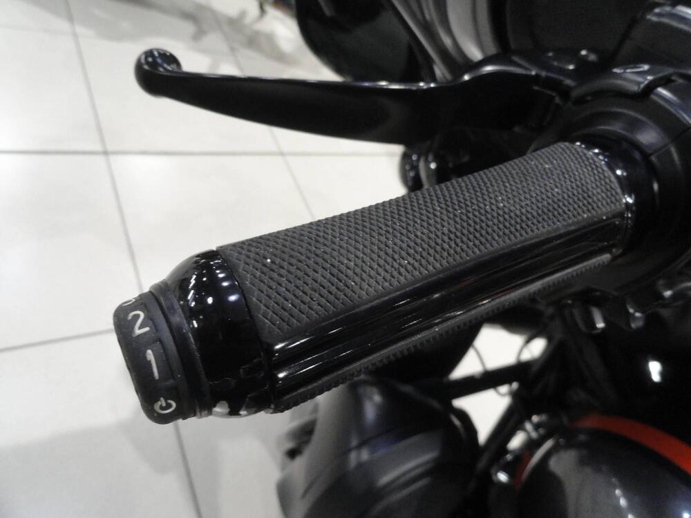 Harley-Davidson 117 Street Glide (2018 - 20) - FLHXSE (15)