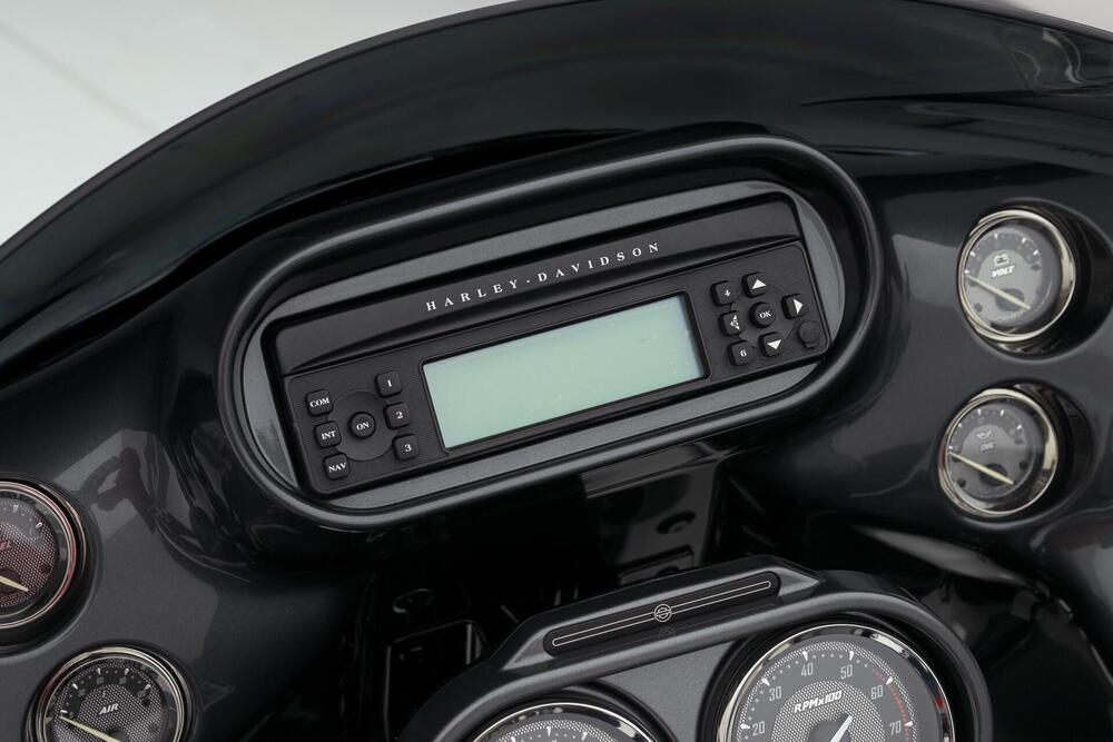 Harley-Davidson 1800 Road Glide Ultra (2011 - 12) - FLTRUSE (10)