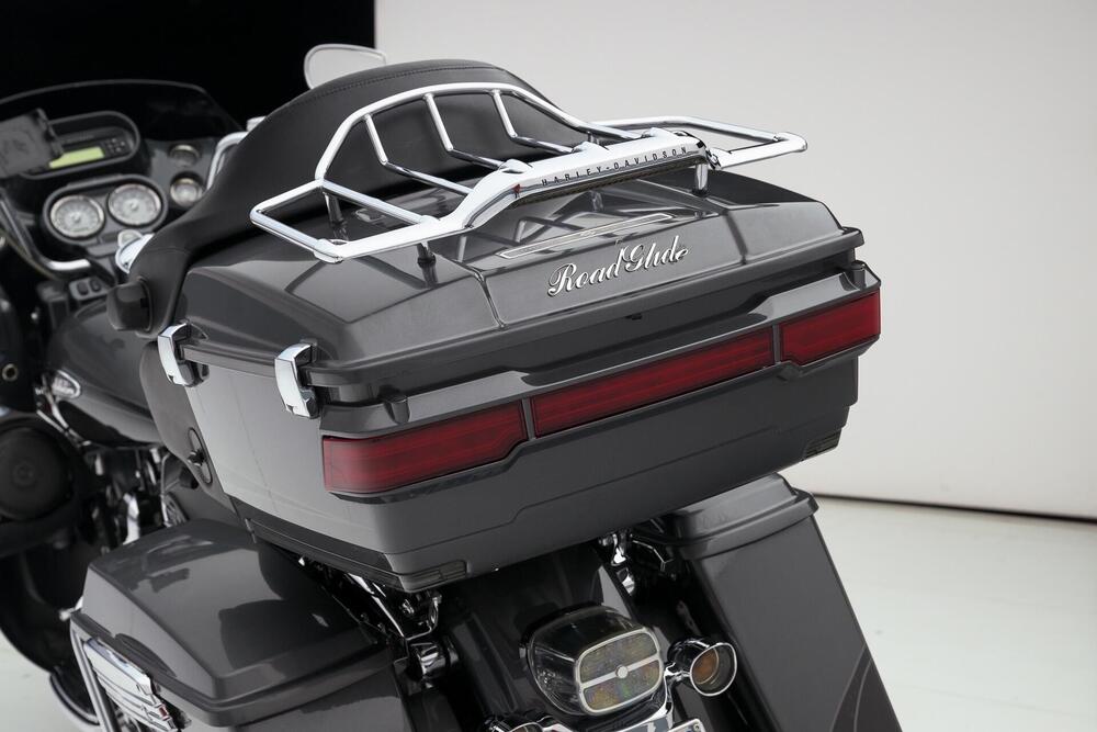 Harley-Davidson 1800 Road Glide Ultra (2011 - 12) - FLTRUSE (20)