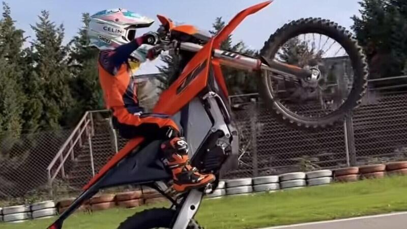 Altro che PlayStation: a soli sei anni Sofuoglu stupisce ancora e il video diventa virale. Che impennata!