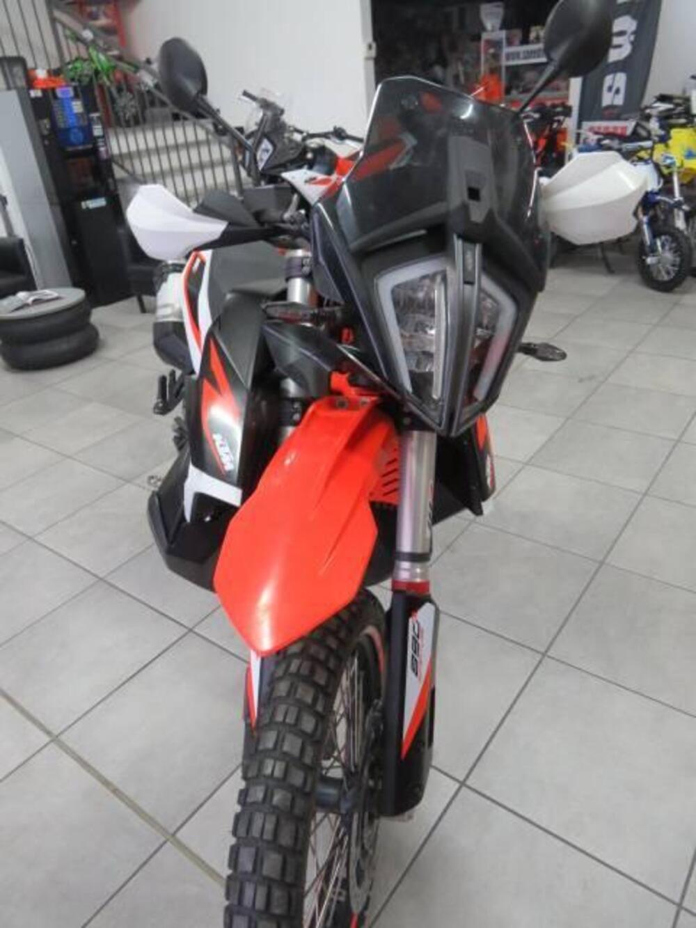 KTM 890 Adventure R (2021) (5)