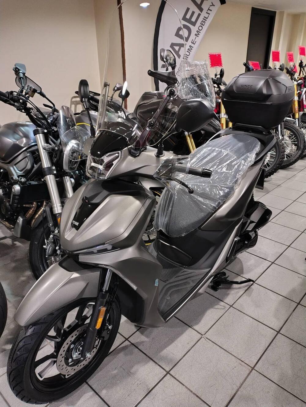 Voge Sfida SR16 125 (2025 - 26) (3)