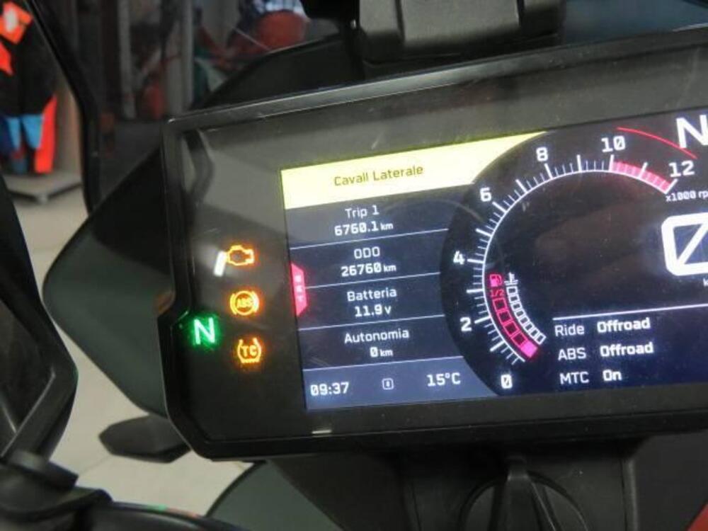 KTM 890 Adventure R (2021) (9)