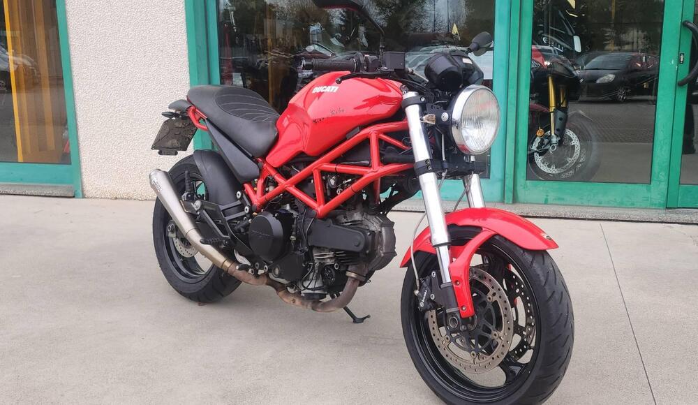Ducati Monster 695 (2006 - 08) (2)