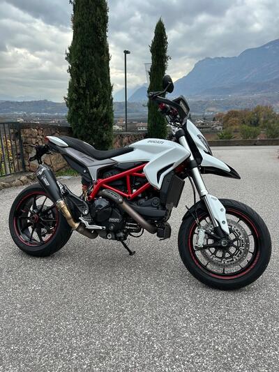 Ducati Hypermotard 939 (2016 - 18) usata