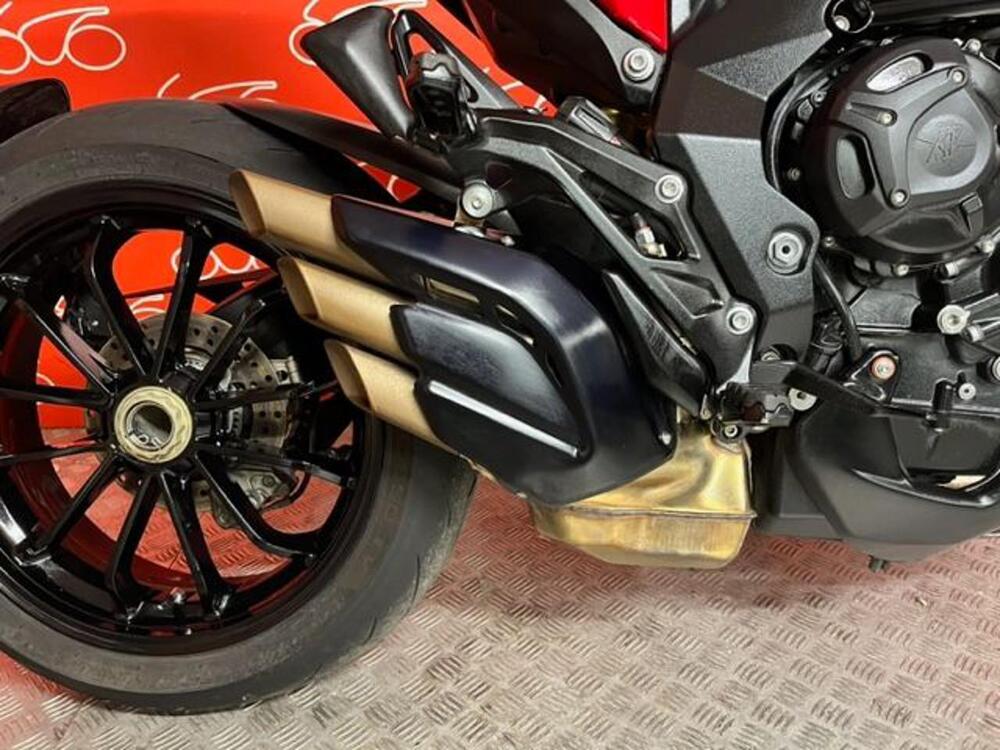 MV Agusta Turismo Veloce 800 Rosso (2021 - 23) (9)