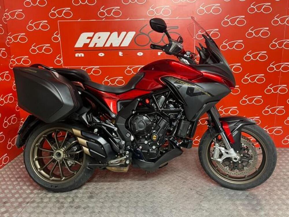 MV Agusta Turismo Veloce 800 Lusso (2021 - 22)