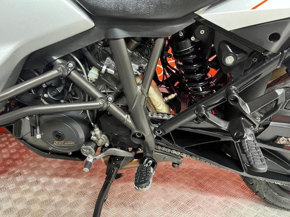 KTM 1290 Super Adventure (2015 - 16) (6)