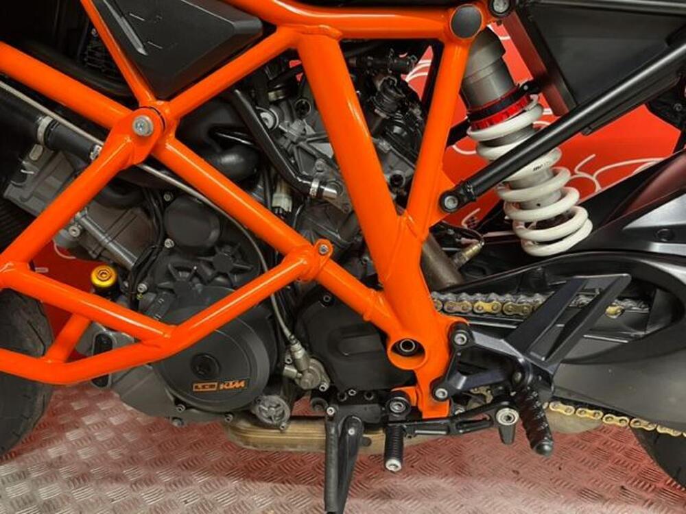 KTM 1290 Super Duke R ABS (2014 - 16) (9)