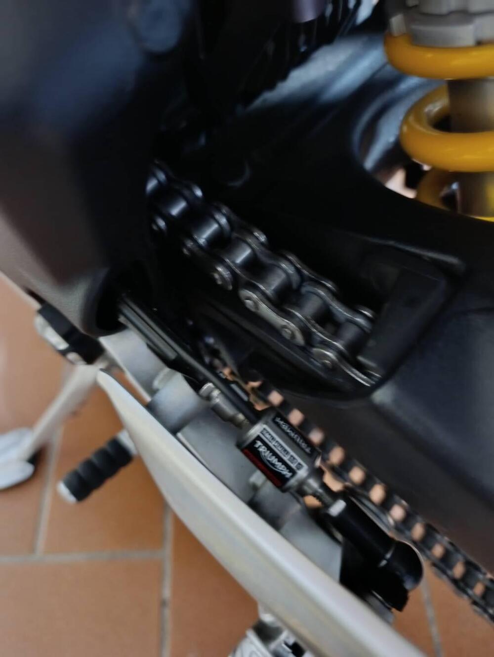 Triumph Street Triple RS (2017 - 19) (9)