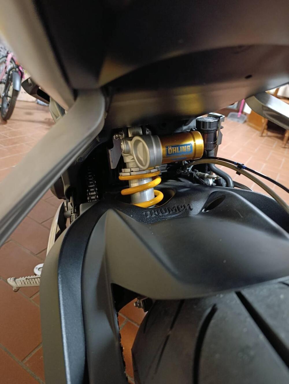 Triumph Street Triple RS (2017 - 19) (12)