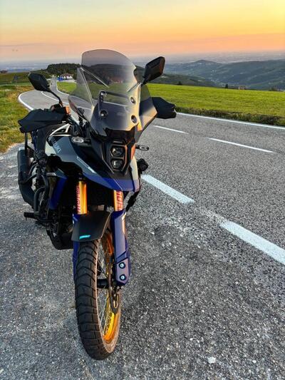 Suzuki V-Strom 800DE (2023 - 24) usata