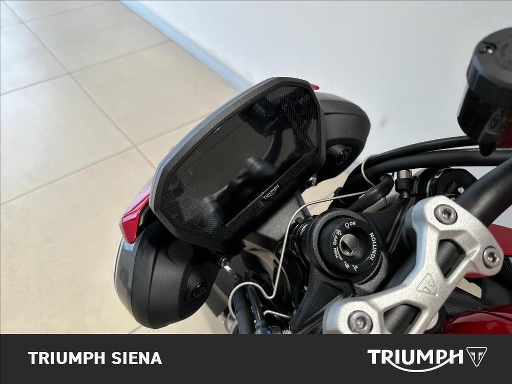 Triumph Street Triple 765 RS (2023 - 26) (10)
