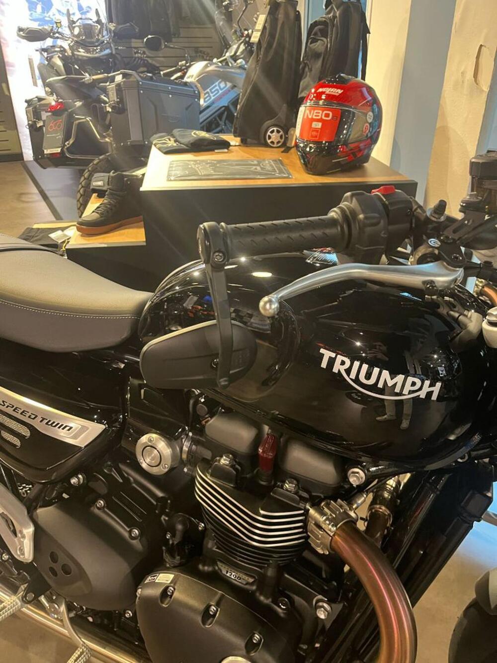 Triumph Speed Twin 1200 (2021 - 24) (7)