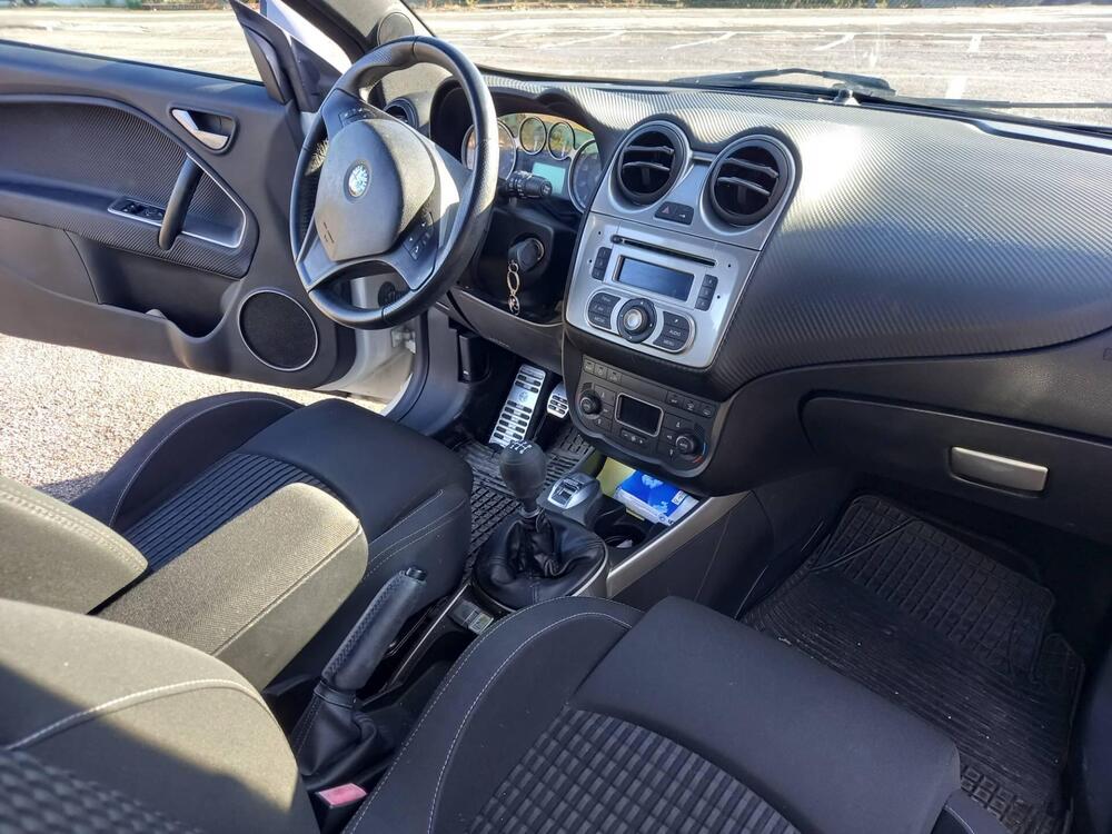 Alfa Romeo MiTo usata a Pesaro-Urbino (12)