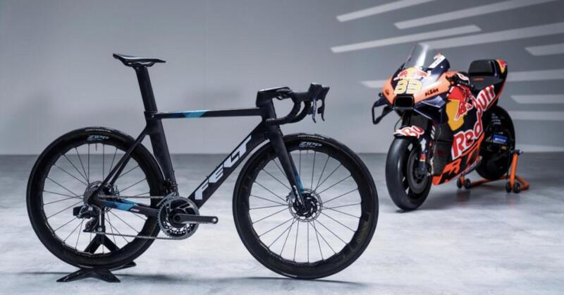 KTM abbandona definitivamente le e-bike: Bajaj vende Felt Bicycles e punta tutto sulle moto