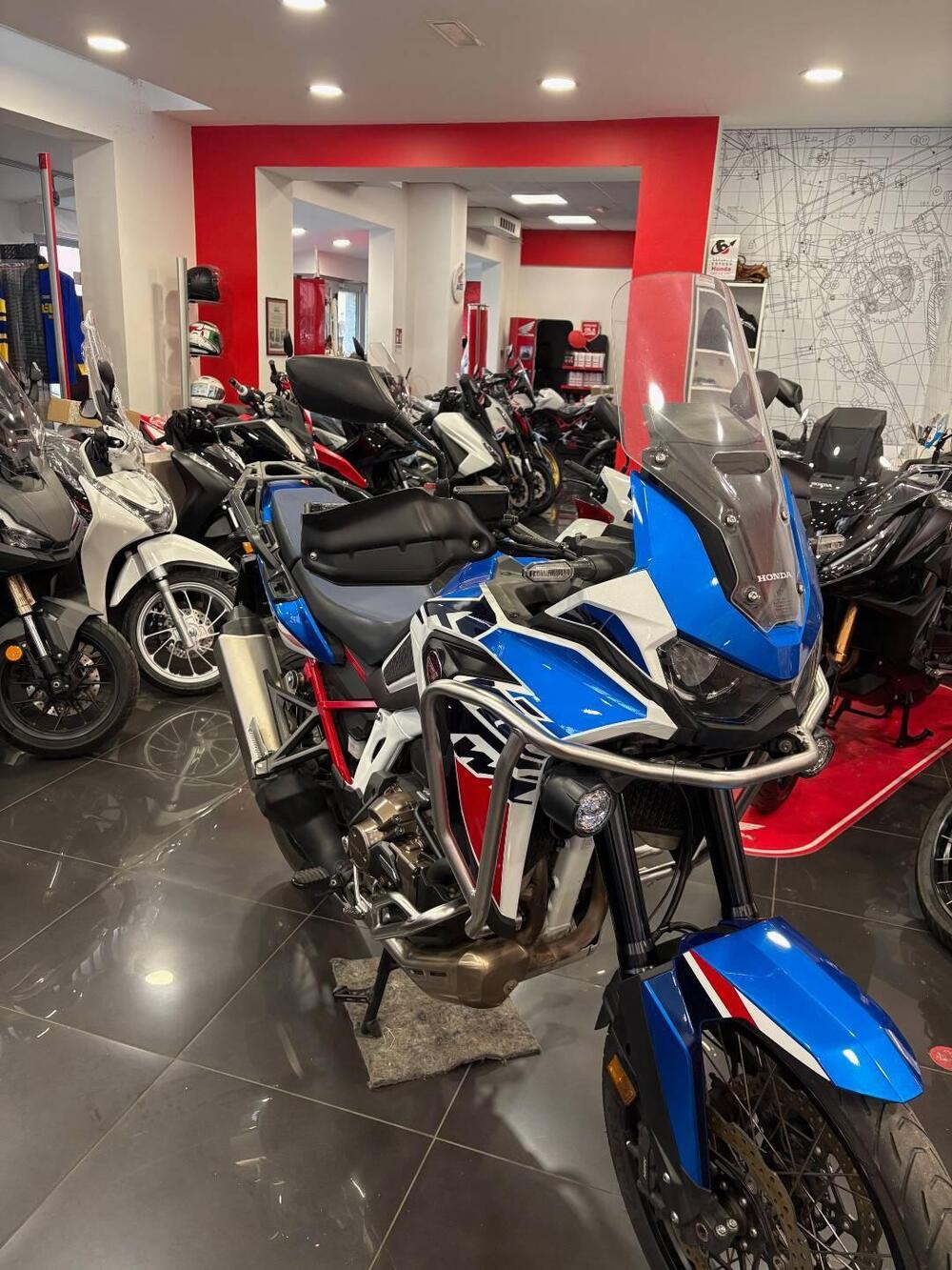 Honda Africa Twin CRF 1100L DCT (2022 - 23) (3)