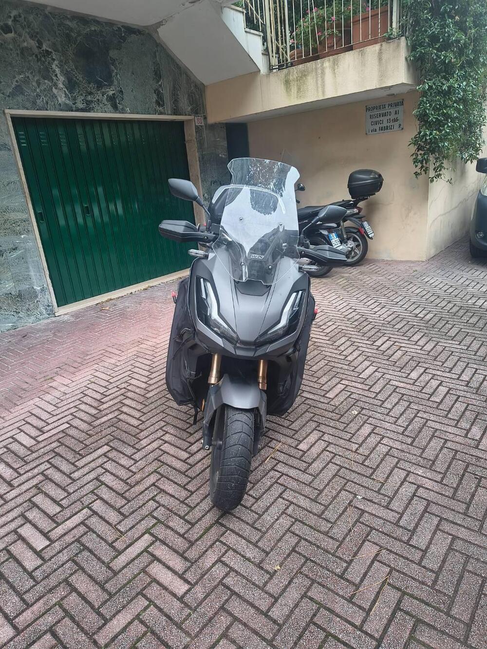 Honda ADV 350 (2022 - 24) (6)