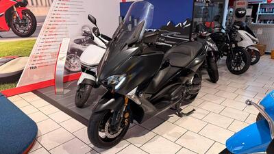 Yamaha T-Max 530 (2017 - 19) usata