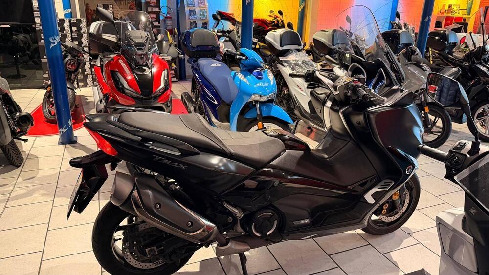 Yamaha T-Max 530 (2017 - 19) (3)
