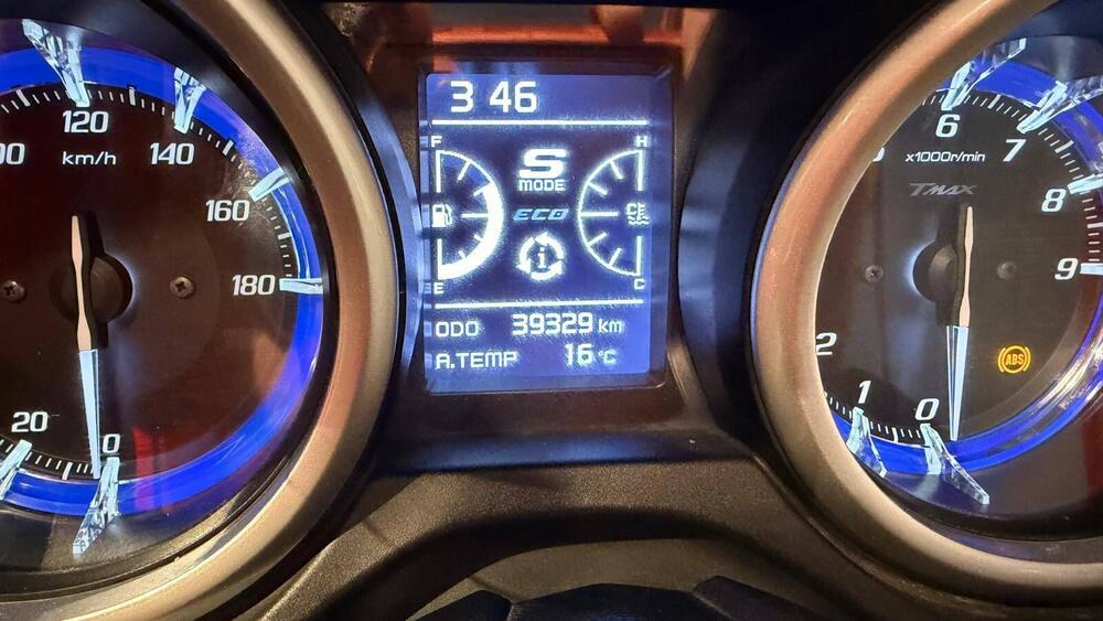 Yamaha T-Max 530 (2017 - 19) (9)